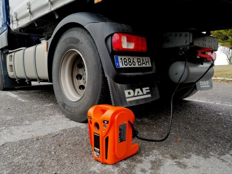 Urządzenie rozruchowe, booster, 12/24V, 1200/2400CA, prąd rozruchu 500A BAHCO [BBAGM1224-2400]