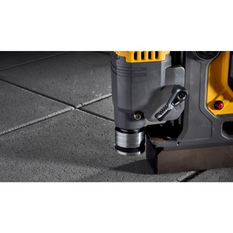 Akumulatorowa, 2-biegowa wiertarka na stopie magnetycznej, 18V Li-Ion serii XR DeWalt [DCD1623N-XJ] zakres pracy do 50mm