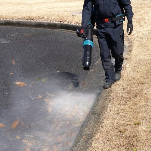 Dmuchawa akumulatorowa 36V-40V max, Makita [UB004CZ] Li-Ion, zasilana z PDC1200, PDC1500