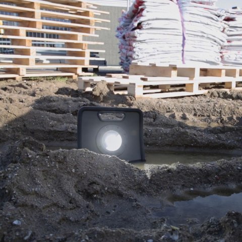 Lampa robocza COB LED 4000 lumenów, NOVA 4K, SCANGRIP 03.5440 + statyw 2m 03.5685 [49.0442]