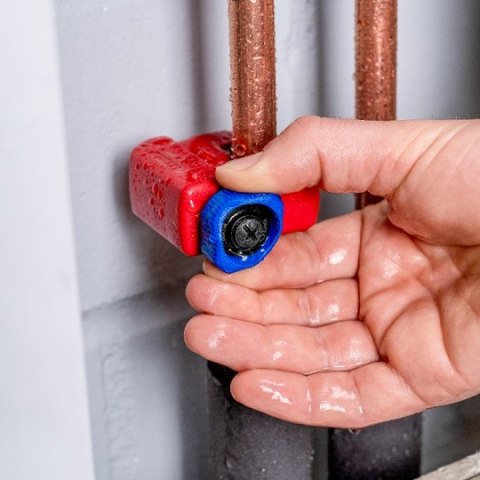 Obcinak do rur miedzianych, mosiężnych i ze stali nierdzewnej o średnicach 3-30mm, TubiX S, KNIPEX [90 31 01]