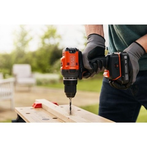 Wiertarko-wkrętarka akumulatorowa, 50Nm, 18V POWERCONNECT, Black+Decker [BLD682XN-XJ]