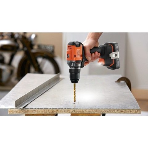 Wiertarko-wkrętarka akumulatorowa 18V Black+Decker [BLD682D1XK-QW] 2,0Ah