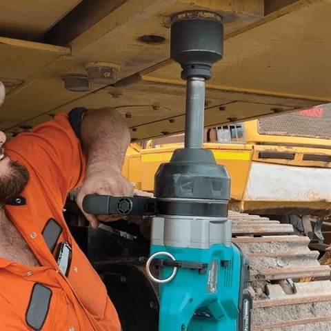 Akumulatorowy klucz udarowy 1", 3150Nm, 40V max XGT, Makita [TW010GT201] 2x5,0Ah