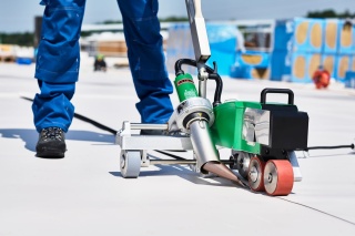 Leister VARIMAT 500 - automatyczna zgrzewarka do folii i membran dachowych 400V