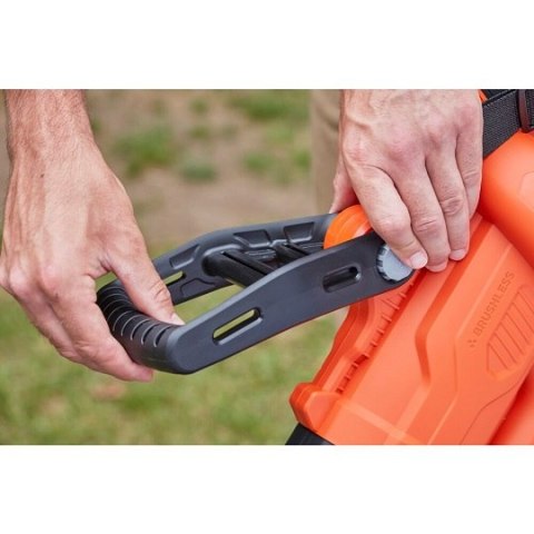Akumulatorowa dmuchawa/odkurzacz do liści z funkcją rozdrabniania 3w1, 36V, Black+Decker [BCBLV3625L1-QW] 2,5 Ah