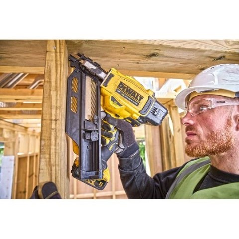 Gwoździarka akumulatorowa do gwoździ 50-90mm, 18V XR, DeWalt [DCN930N-XJ] Li-Ion