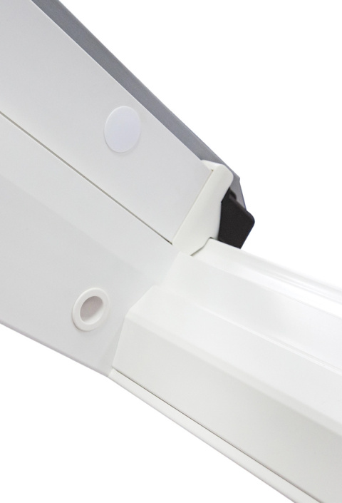 Okno dachowe PVC FAKRO PTP-V P50 GREENVIEW z nawiewnikiem