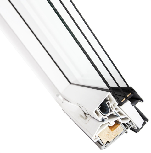 Okno dachowe PVC FAKRO PTP-V P50 GREENVIEW z nawiewnikiem