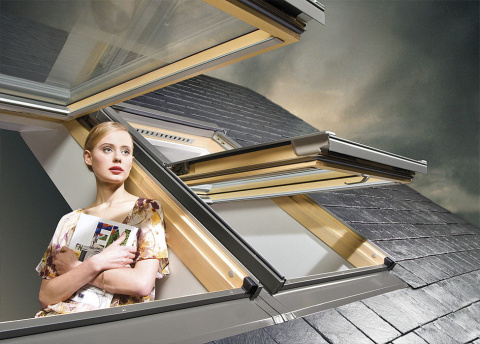 Okno dachowe PVC FAKRO PPP-X U41 MAX GREENVIEW z nawiewnikiem | Uchylny i obrotowy system preSelect