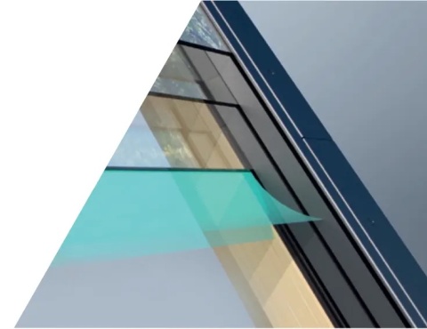 Okno dachowe FAKRO FYP-X P50 GREENVIEW – podwyższona oś obrotu, bez nawiewnika