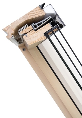 Pakiet Okno dachowe FAKRO FTP-V P50 78x140 GreenView + kołnierz EZV-AX00