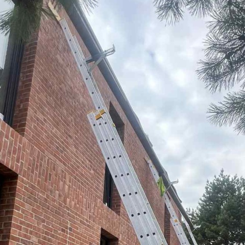 Podest wspornik dystansowy do drabin AW-1 aluminiowy (3szt.) Tiger Tools